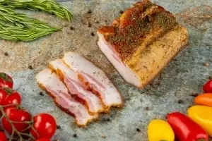 Slanina Busteni cu cimbru
