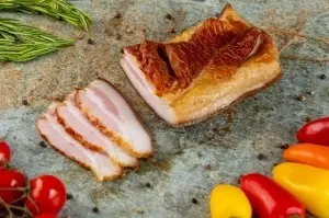 Slanina Busteni cu usturoi