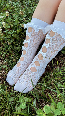 White Lace Knee-High Socks for Girls, Lace