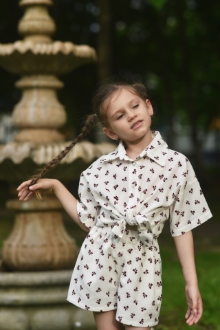 Compleu fete din muselină cu fundițe brodate Cherry
