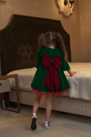 Rochie copii din catifea verde, cu fundă roșie și mâneci clopot – rochie de Crăciun, Holly Dress - Img 3