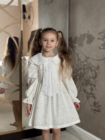 Rochie fete 100% bumbac cu imprimeu inimioare aurii, guler cu fundiță și mâneci bufante – Mini Amour - Img 7