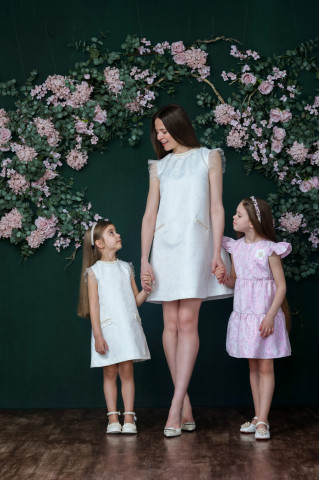 Rochie fete roz din brocart cu mâneci fluture, Petal - Img 8