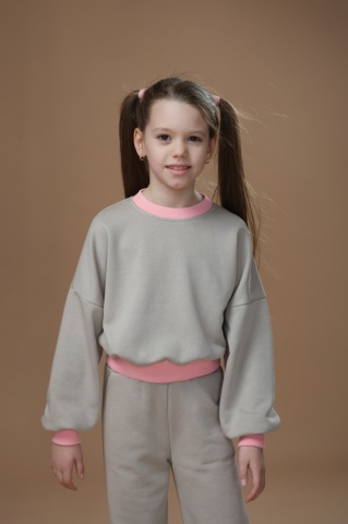 Trening bumbac copii Light Mocha Mousse cu mâneci oversize și pantaloni culottes - Img 2