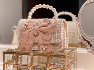 Beige Girls’ Handbag with Oversized Pink Bow, Bow - Img 6