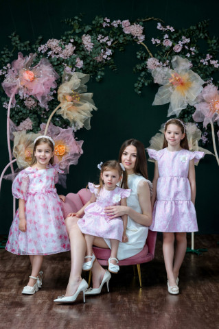 Rochie fete roz din brocart cu mâneci fluture, Petal - Img 3