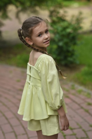 Compleu fete din in Pistachio – top și pantaloni scurți de vară - Img 4