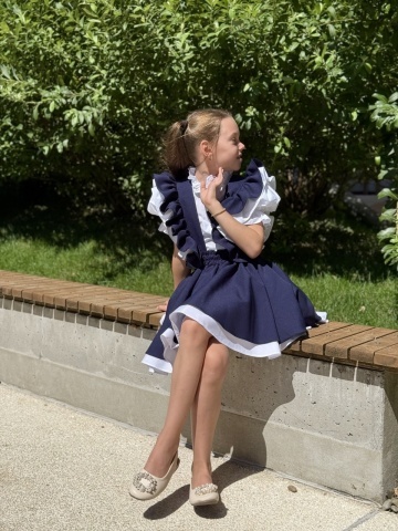 Fustă uniformă școlară cu bretele și volane pentru fete bleumarin, College Star - Img 10
