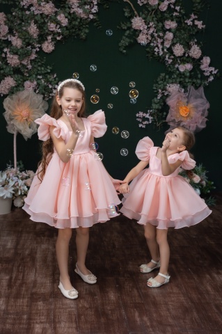 Rochie fete roz din organza cu volane și mâneci fluture, Pinky - Img 2