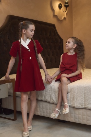 Rochie fete tip sarafan cu capă – Victoria roșie - Img 5