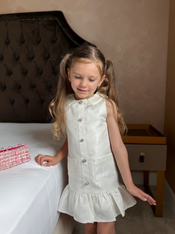 Rochie eleganta fetiță din brocard alb sidefat cu nasturi trandafiri – ocazie specială, Pearl - Img 9