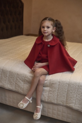 Rochie fete tip sarafan cu capă – Victoria roșie - Img 2