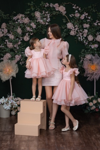 Rochie fete roz din organza cu volane și mâneci fluture, Pinky - Img 7