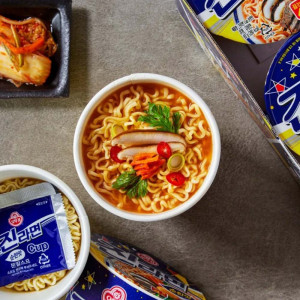 Jin Ramyun Mild Cup Ramen 65g - Img 2