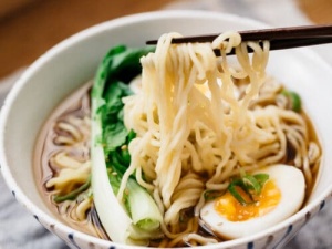 Miyakoichi Ramen with Soy Sauce & Vinegar Soup 690g - Img 2
