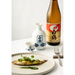 Hakutsuru Sake Junmai 0.72L 15% alc - Img 3