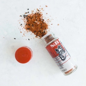 S&B Assorted Chili Pepper (Shichimi Togarashi) 15g - Img 2