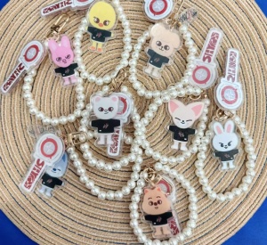 SKZOO Pearls Keychain