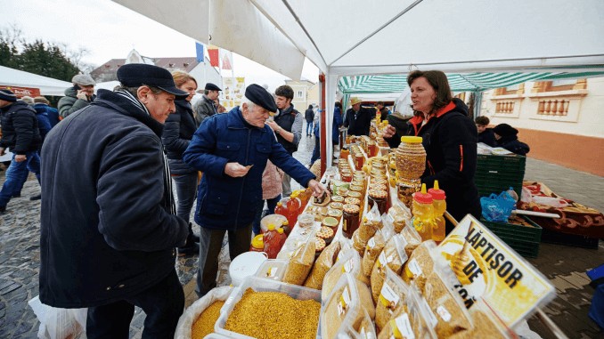 Targul apicol Apiardeal Sighisoara se va desfasura weekend-ul acesta 14-15 SEPTEMBRIE 2019