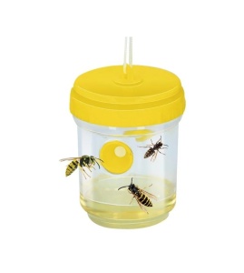 capcana pentru viespi din plastic pentru gradina