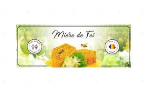  Rola etichete pentru borcan miere de tei, 144 x 54 mm – 175 bucăți, design elegant, autocolant rezistent la umiditate.