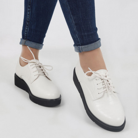 Pantofi pentru dame cod 930-16 White