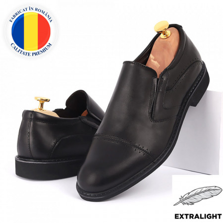 Pantofi din piele naturală negri cod 77141