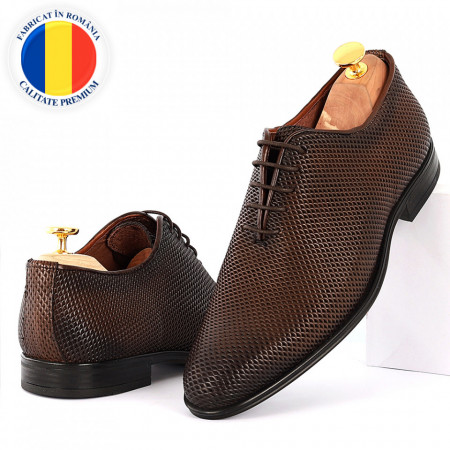 Pantofi din piele naturală pentru bărbați cod 9144 Maro