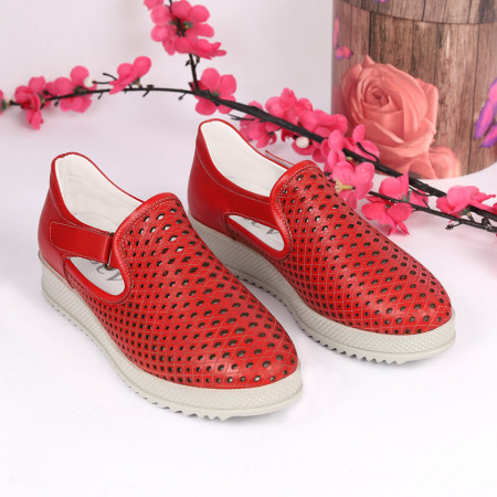 Pantofi din piele naturală roşii Cod 2490