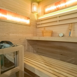 Sauna finlandeza cu temperatura inalta si soba Harvia 6kW pentru 4-5 persoane Lark 150 x 150 cm - Img 13