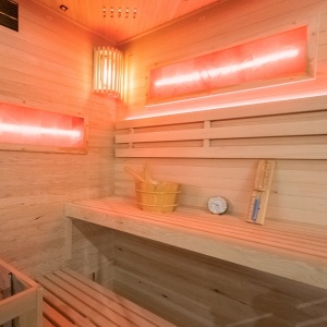 Sauna finlandeza cu temperatura inalta si soba Harvia 6kW pentru 4-5 persoane Lark 150 x 150 cm - Img 10