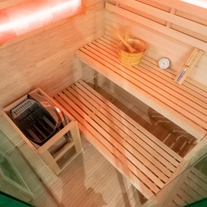 Sauna finlandeza cu temperatura inalta si soba Harvia 6kW pentru 4-5 persoane Lark 150 x 150 cm - Img 7