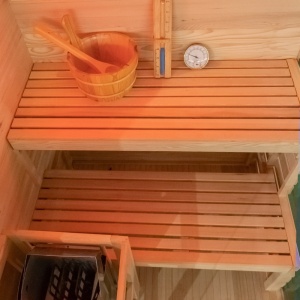 Sauna finlandeza cu temperatura inalta si soba Harvia 3.5kW pentru 1-2 persoane Lark 120 x 120 cm - Img 16