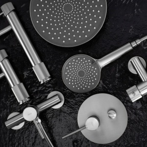 Baterie de duș Lungo Stripe Brush Nickel – baterie de perete cu finisaj nichel periat și set complet duș | disponibilă pe Deppo - Img 6