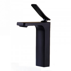 Baterie pentru lavoar neagra