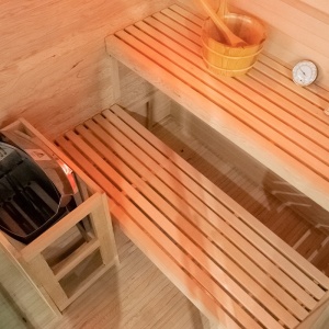 Sauna finlandeza cu temperatura inalta si soba Harvia 6kW pentru 4-5 persoane Lark 150 x 150 cm - Img 8