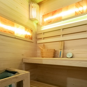 Sauna finlandeza cu temperatura inalta si soba Harvia 3.5kW pentru 1-2 persoane Lark 120 x 120 cm - Img 8