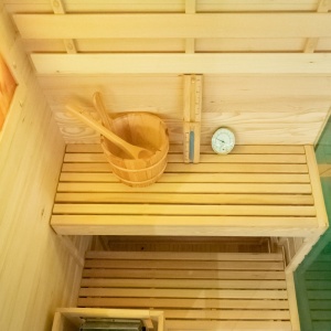 Sauna finlandeza cu temperatura inalta si soba Harvia 3.5kW pentru 1-2 persoane Lark 120 x 120 cm - Img 14