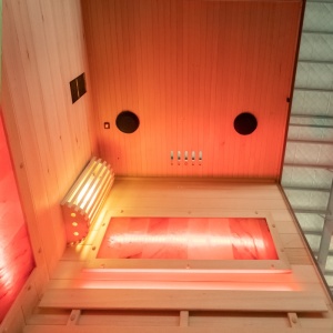 Sauna finlandeza cu temperatura inalta si soba Harvia 3.5kW pentru 1-2 persoane Lark 120 x 120 cm - Img 21