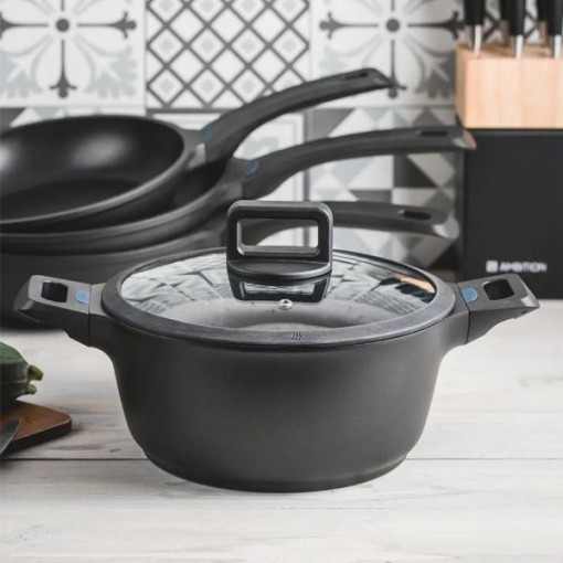 Oala cu capac 28cm, 5.8L, invelis Ilag Ultimate, Ultimo