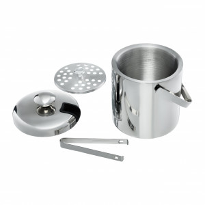 Accesoriile unei astfel de galeti pentru gheata Ice, ce includ un capac, un cleste si o strecuratoare