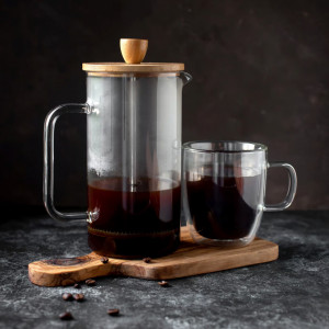 Bautura calda realizata cu ajutorul acestui filtru ceai sau cafea Nordic, ce incanta prin designul minimalist