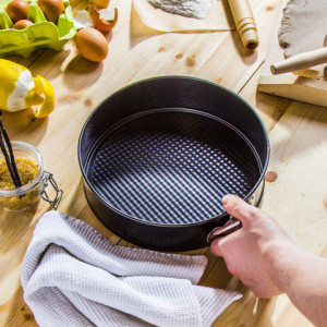 Forma tort 27cm, baza detasabila, invelis non-stick, negru, SNB - Img 4