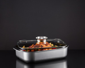 Tava prajire Verso, de la Ambition, cu invelis Qualum Ceramic si sistem Aroma Knob integrat in capac