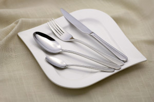 Set tacamuri inox, 72 piese, 12 persoane, ambalate in valiza, Selene - Img 3