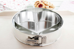 Forma tort 24cm cu forma inima, baza detasabila, 2 piese, SNB - Img 3