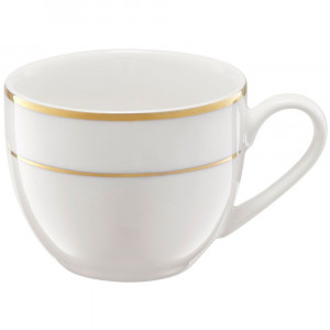 Ceasca de 220 ml, parte a elegantului serviciu cafea sau ceai Aura Gold, din portelan New Bone China