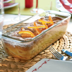 Prajitura gatita si servita in vasul Glass Bakeware, ce poate fi utilizat in cuptorul clasic si cel cu microunde