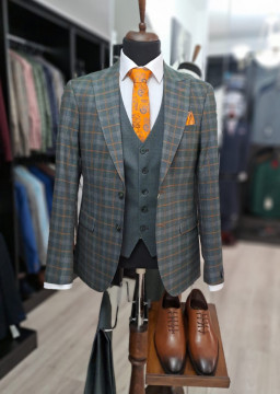Costum Barbati Slim Fit Cu Vesta - Img 1