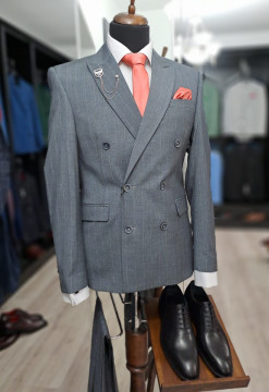 Costum Barbati Slim Fit Cu Doua Randuri De Nasturi